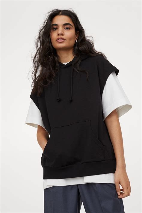 sleeveless hoodie outfit